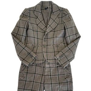 Mossimo blazer and knee length shorts set